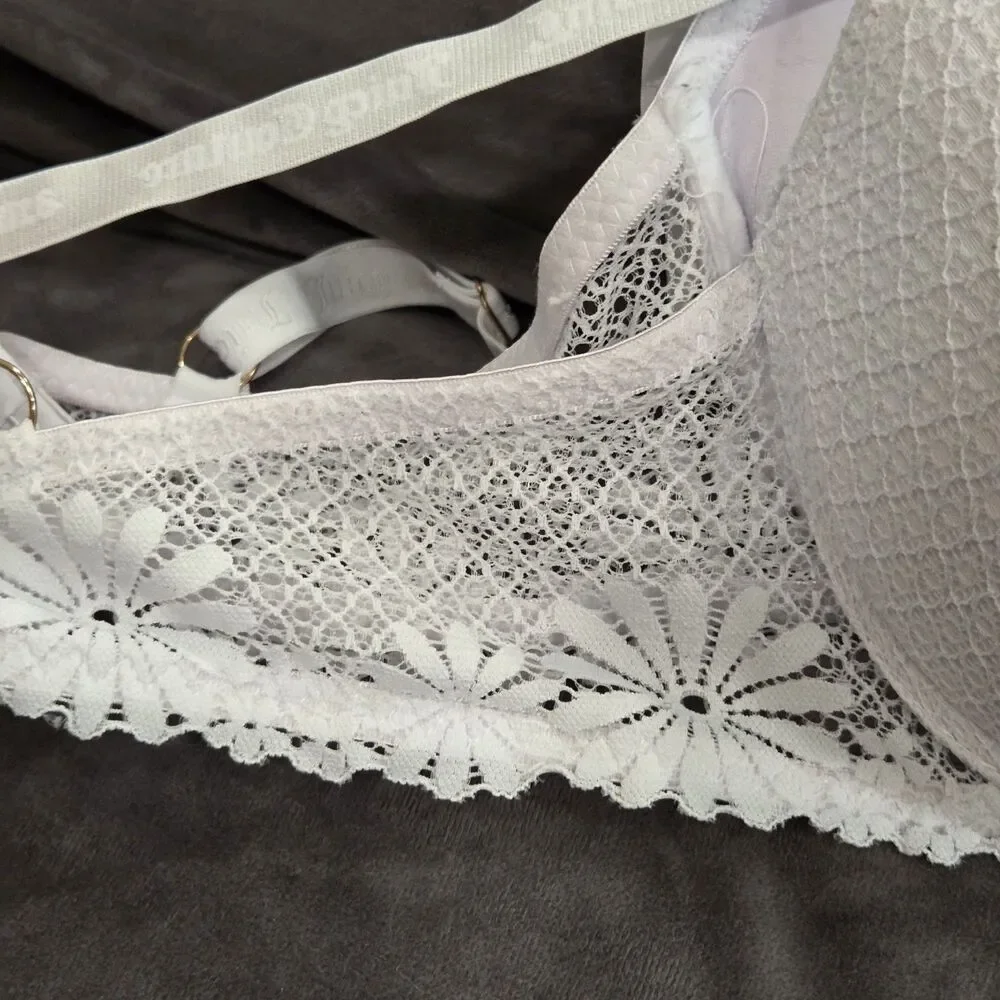 Juicy Couture Intimates White Lace Underwire Push Up Bra 34C Style 5250-70 Sexy